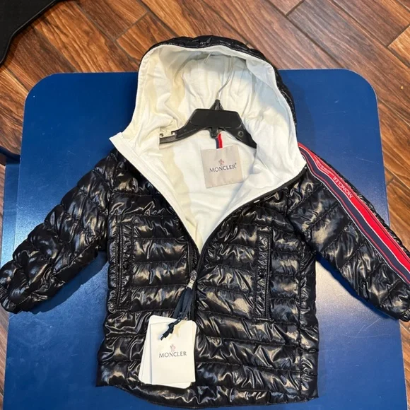 Jacket - Picture 3 of 4